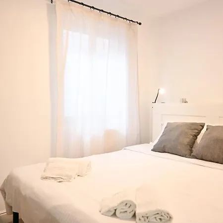 Innpisarentals2 - The Six Design Flat Pisa